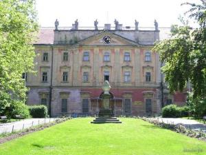 Současný stav Invalidovny Současný stav Invalidovny